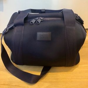 Dagne Dover : Landon Carryall Duffle Bag (Medium)